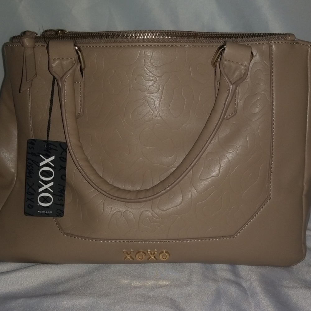 NWT XOXO Beige Purse